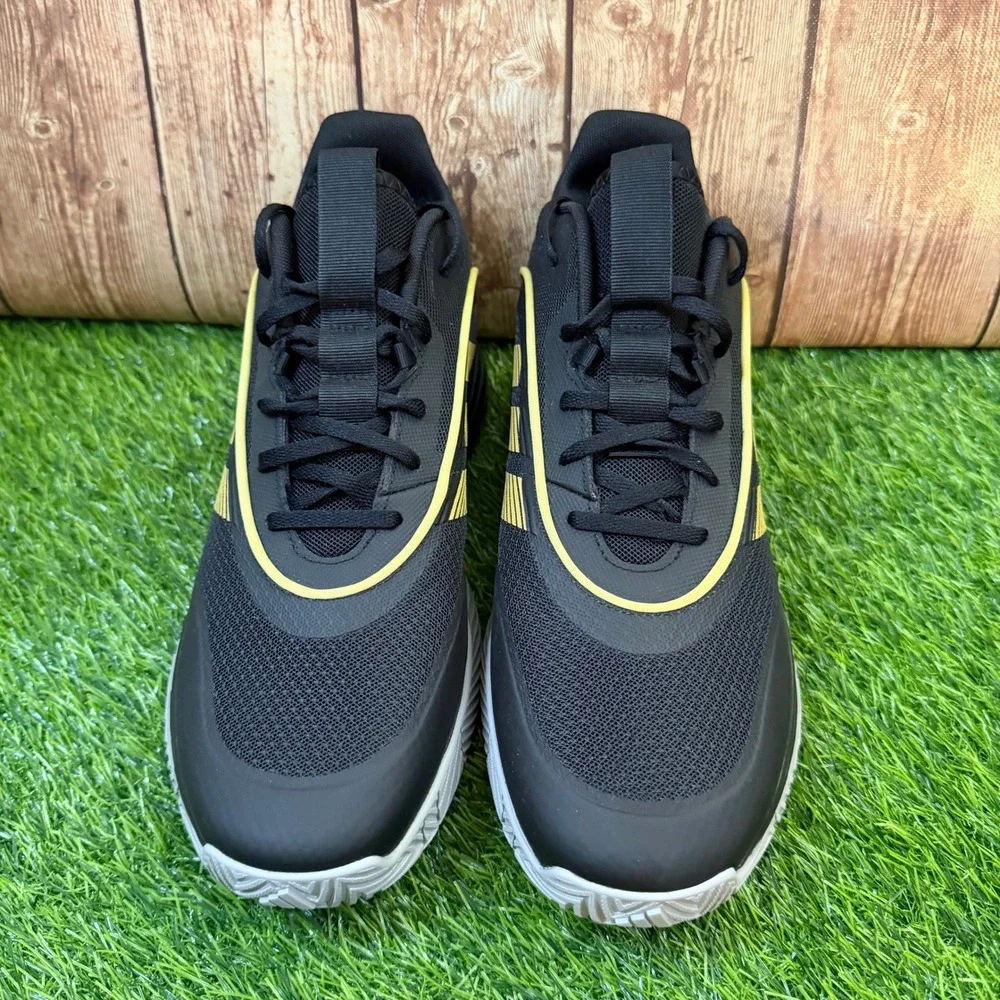 Adidas Ownthegame 3.0 Basketball Shoes Mens size 10.5 Black Gold Sneakers